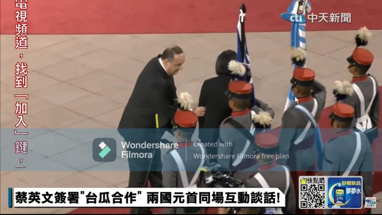 台湾地区所谓的“邦交国”就没几个！所以，蔡英文一年也没几次机会到国际场合历练。这