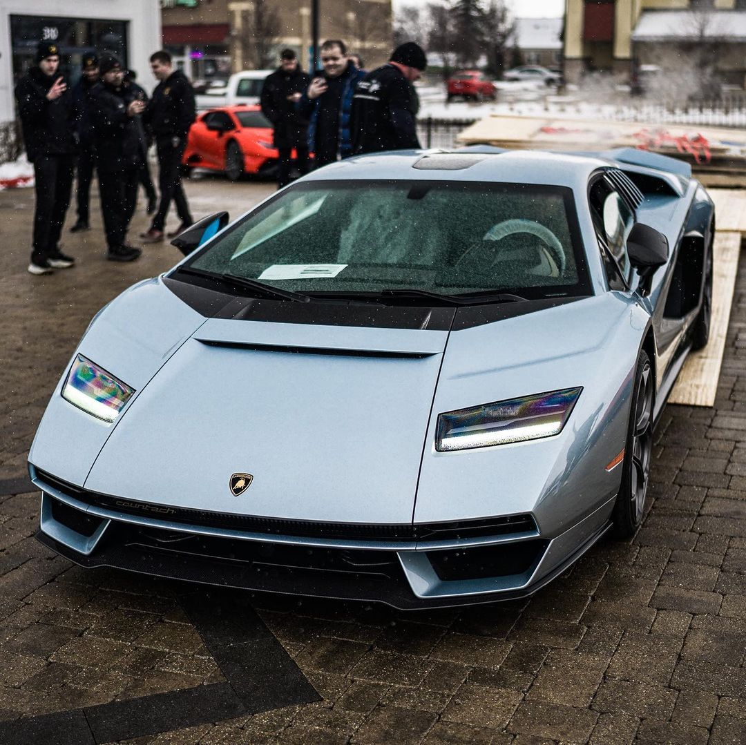 The Lamborghini Countach LP1800-4.Elegan