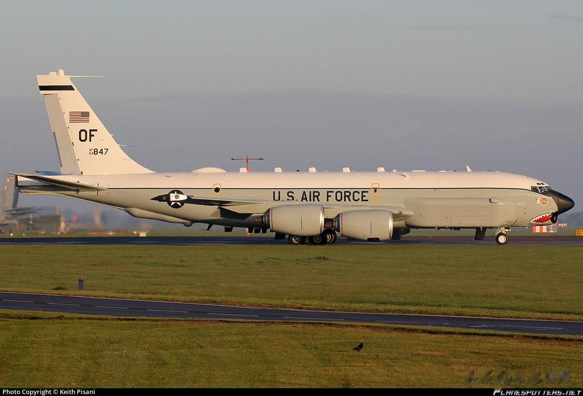 美国空军编号为64-14847的RC-135U侦察机已经抵达冲绳岛嘉手纳基地部署
