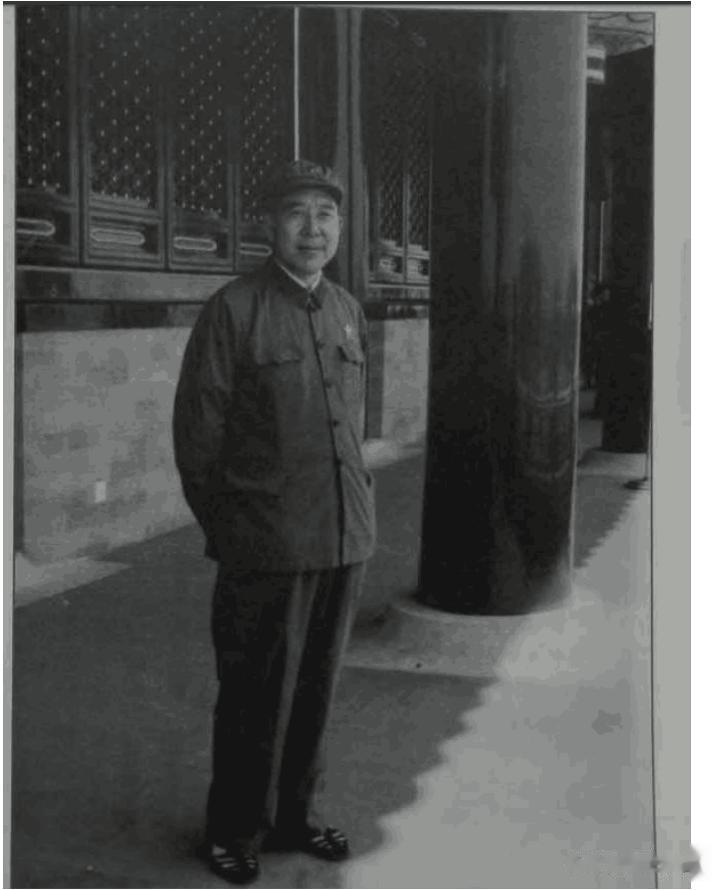黄永胜在军队是军事主官出身，所