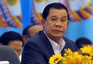 洪森敦促西方国家不要干涉柬埔寨内政，不要高高在上地搞道德说教。
他指出，柬埔寨是