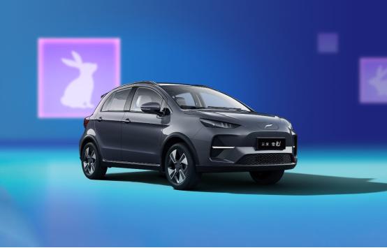 云度云兔PK几何E，要如何选择
几何E是10万级纯电小型SUV的一款知名产品，价