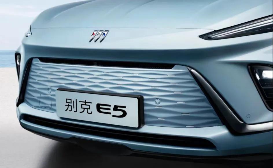 【别克首款基于奥特能平台打造的大五座智电SUV别克ELECTRA E5上市 售价