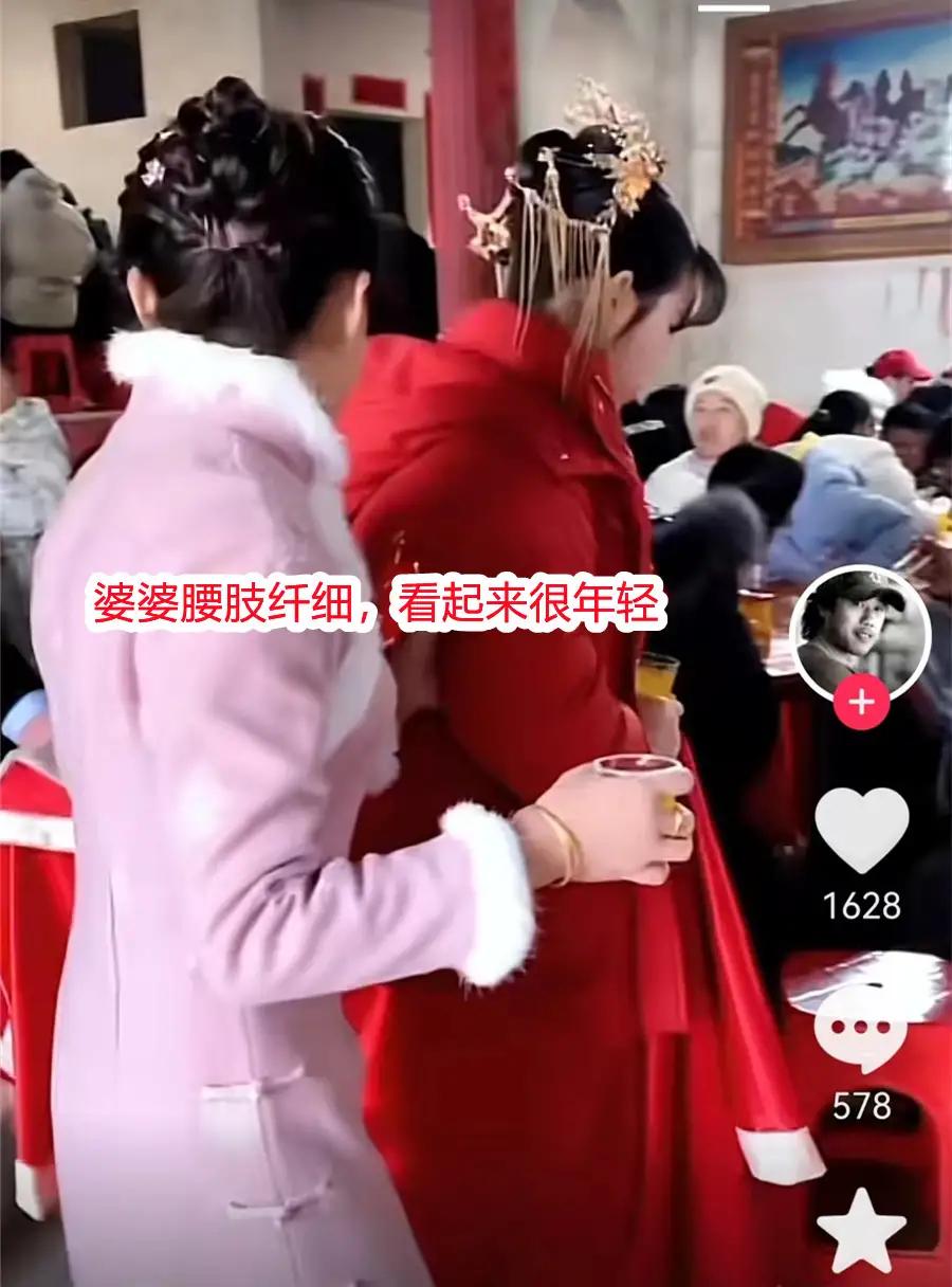 湖北:83年女子成为奶奶了！
她的儿媳19岁，已经怀孕了！
婆婆还没到40岁！

