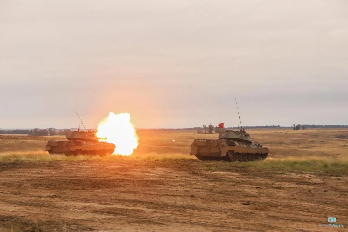 德国将1亿欧元向乌克兰出售88辆旧豹式坦克。至此，西方各国承诺向乌克兰提供的坦克