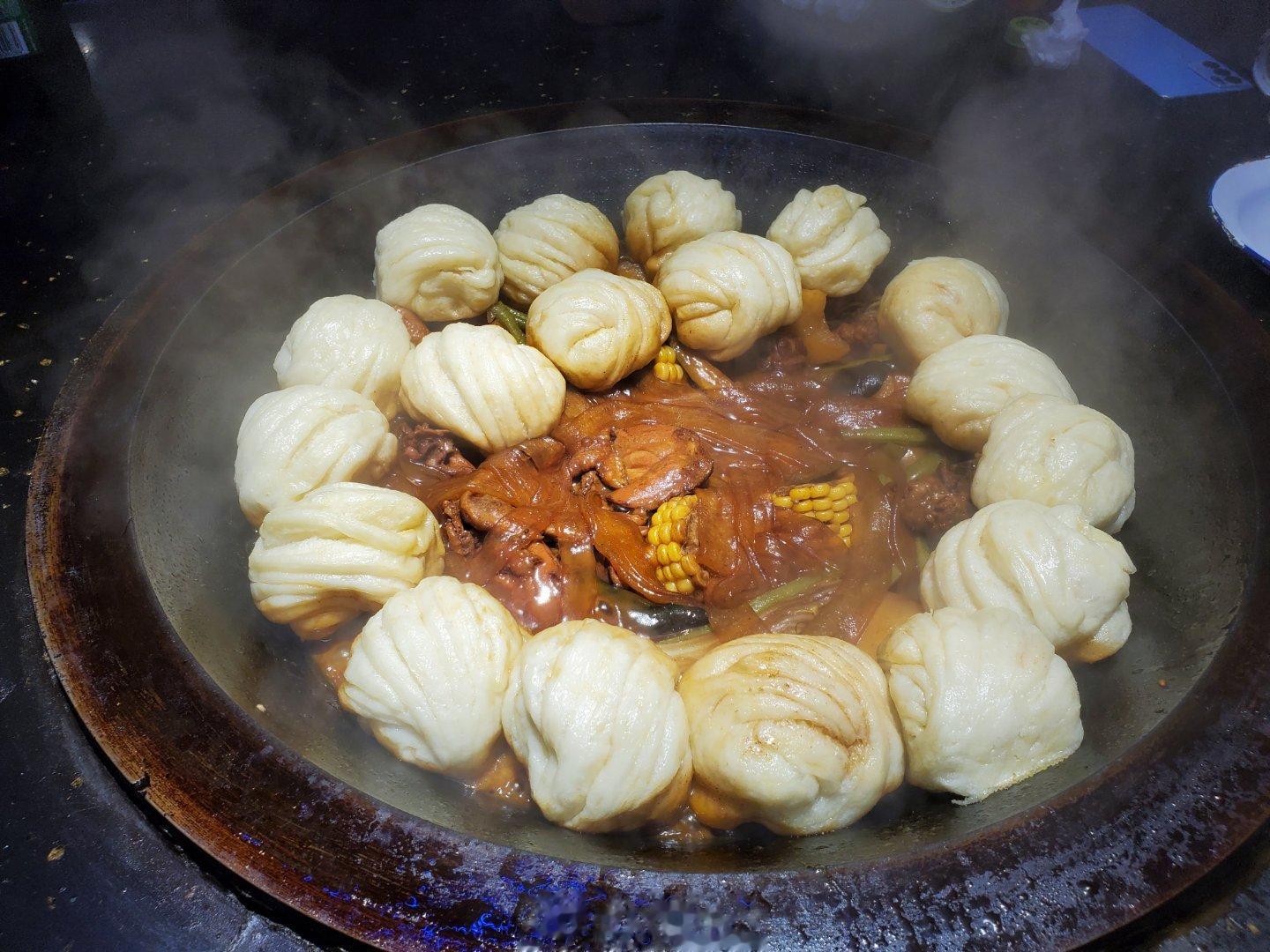 东北铁锅炖万物 ​​​