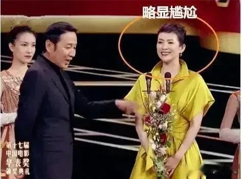 一次，章子怡对陈道明说：“华表奖我得了三次，你肯定会羡慕我的！”陈道明明显愣了一