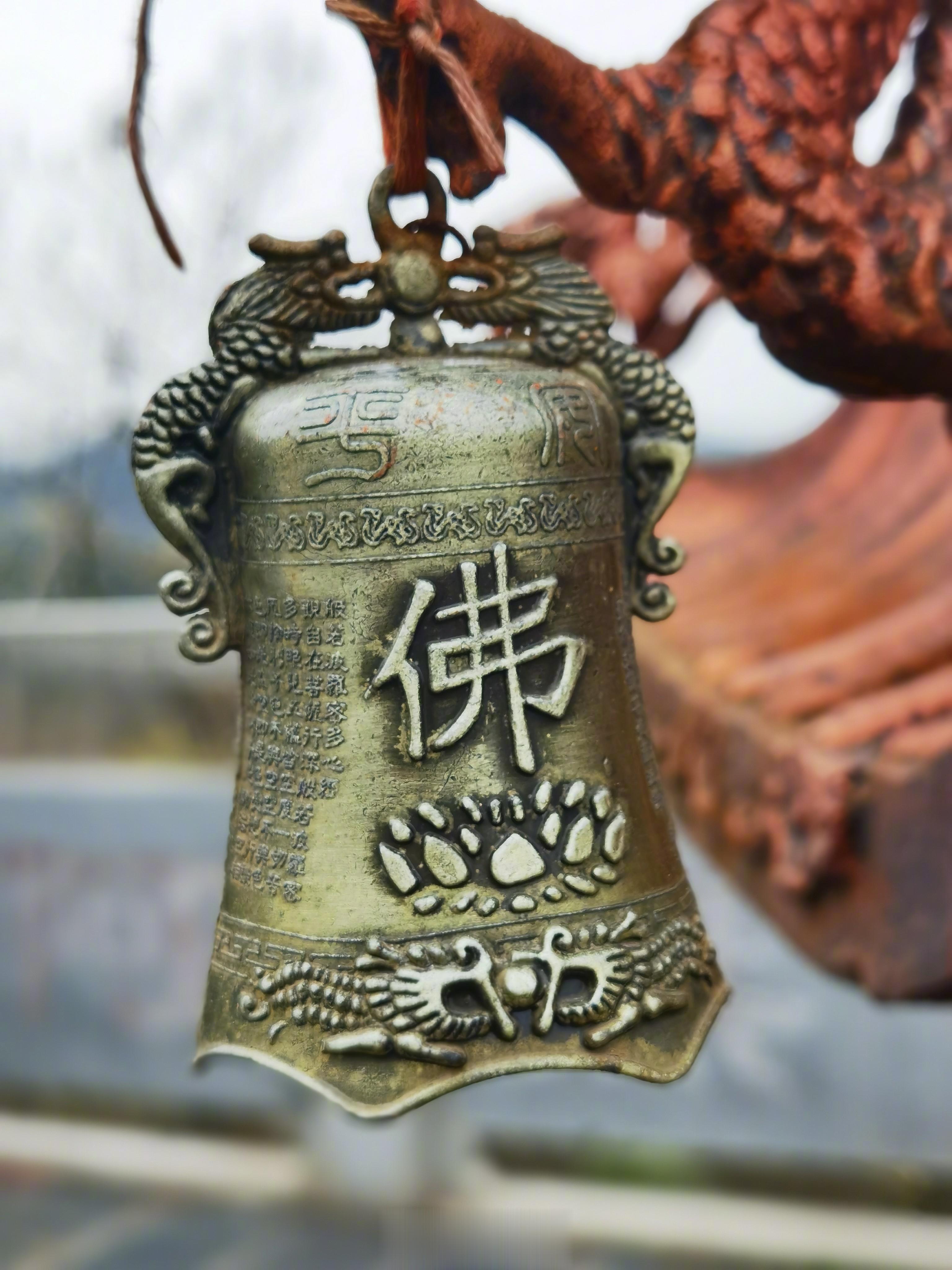 #为何寺庙旅游在90后00后中爆火#一直以来，在游山玩水过程中，我一直喜欢探访每