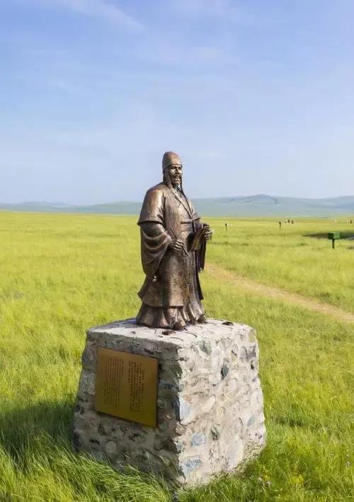 公元1204年，为统一蒙古高原，铁木真率军在杭爱山下与乃蛮部展开决战。
一场大战