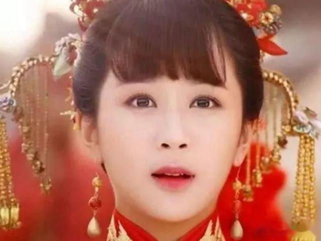 女红星的古装造型，鞠婧祎刘亦菲惊艳上榜，一袭红衣谁最仙？
女明星们很漂亮的古装红