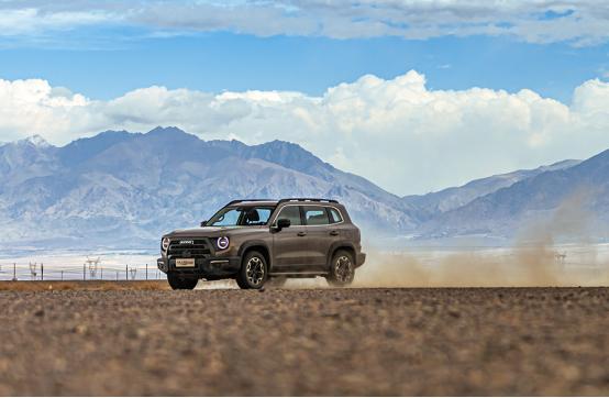  
很多人买车除了日常代步外，就是喜欢自驾出游了，想想在疫情此起彼伏的今天，想远