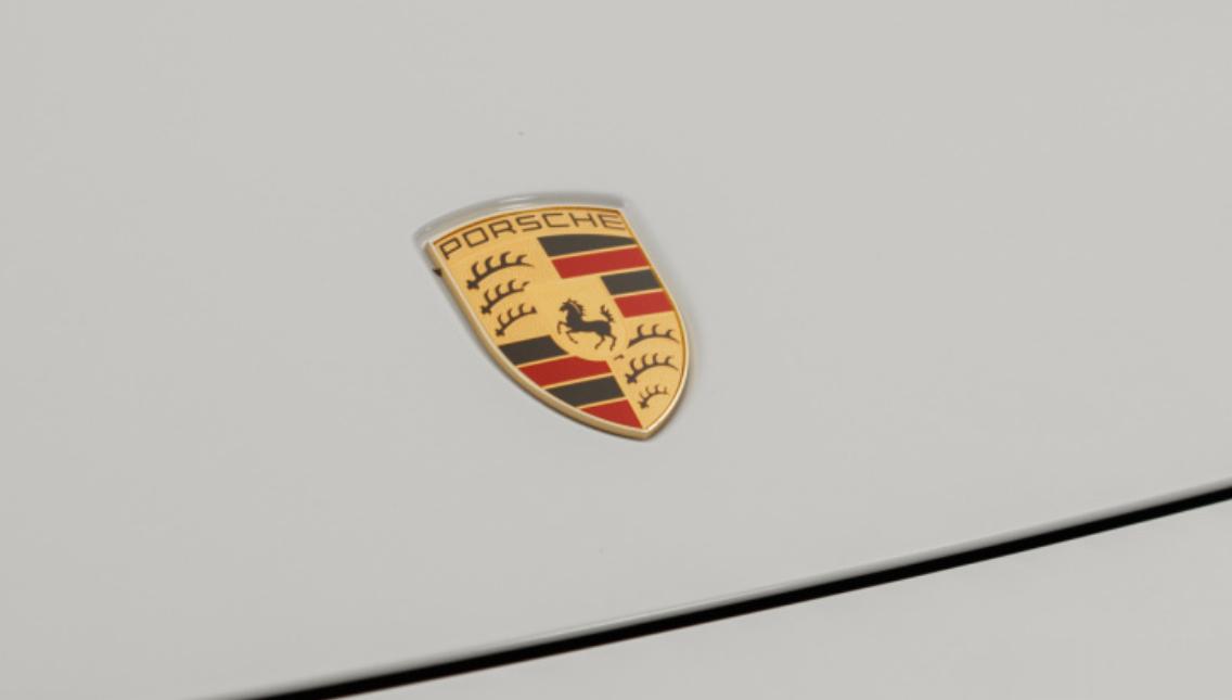 根据保时捷K1的最新消息，新车是一款定位高于Cayenne的全新纯电SUV产品，