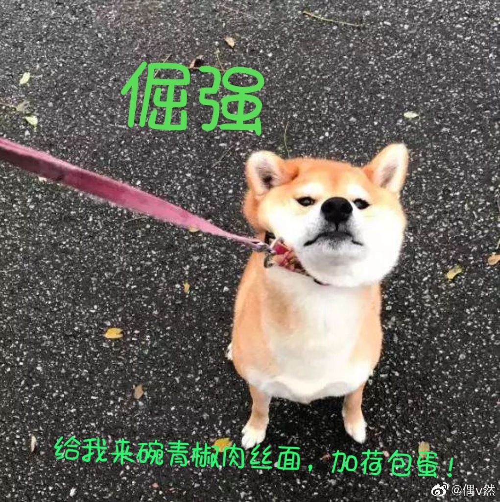 于是，这家面馆的7号桌面对门的位置今天一整天都有人排队等候……老板娘:？旁边这么