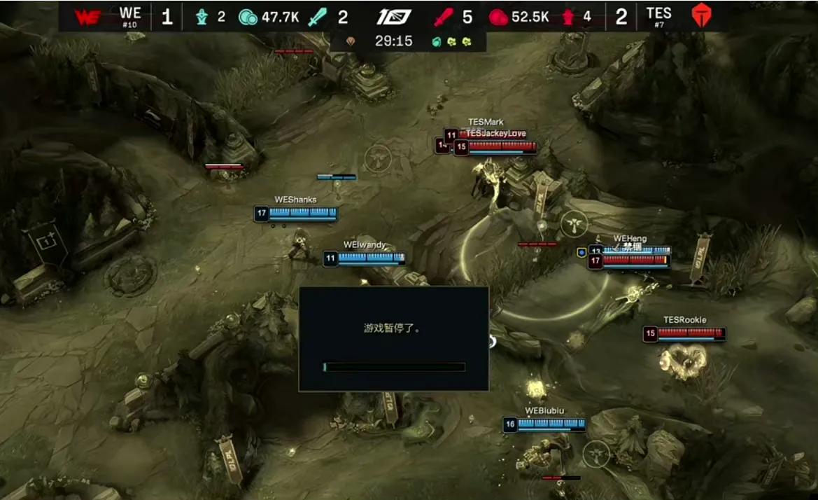 上次RNG和TT的暂停事件仿佛在昨天，今天又搞这种骚操作！LPL这官方你是可以的