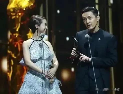 2014年，林依晨给胡歌电话：“你能来参加我的婚礼么？”胡歌一楞，然后恢复自然：