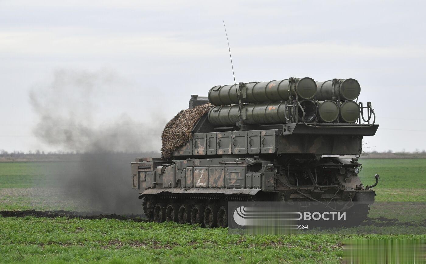 在扎波罗热方向的作战的🇷🇺9K317M “山毛榉-M3”防空导弹自行发射系统