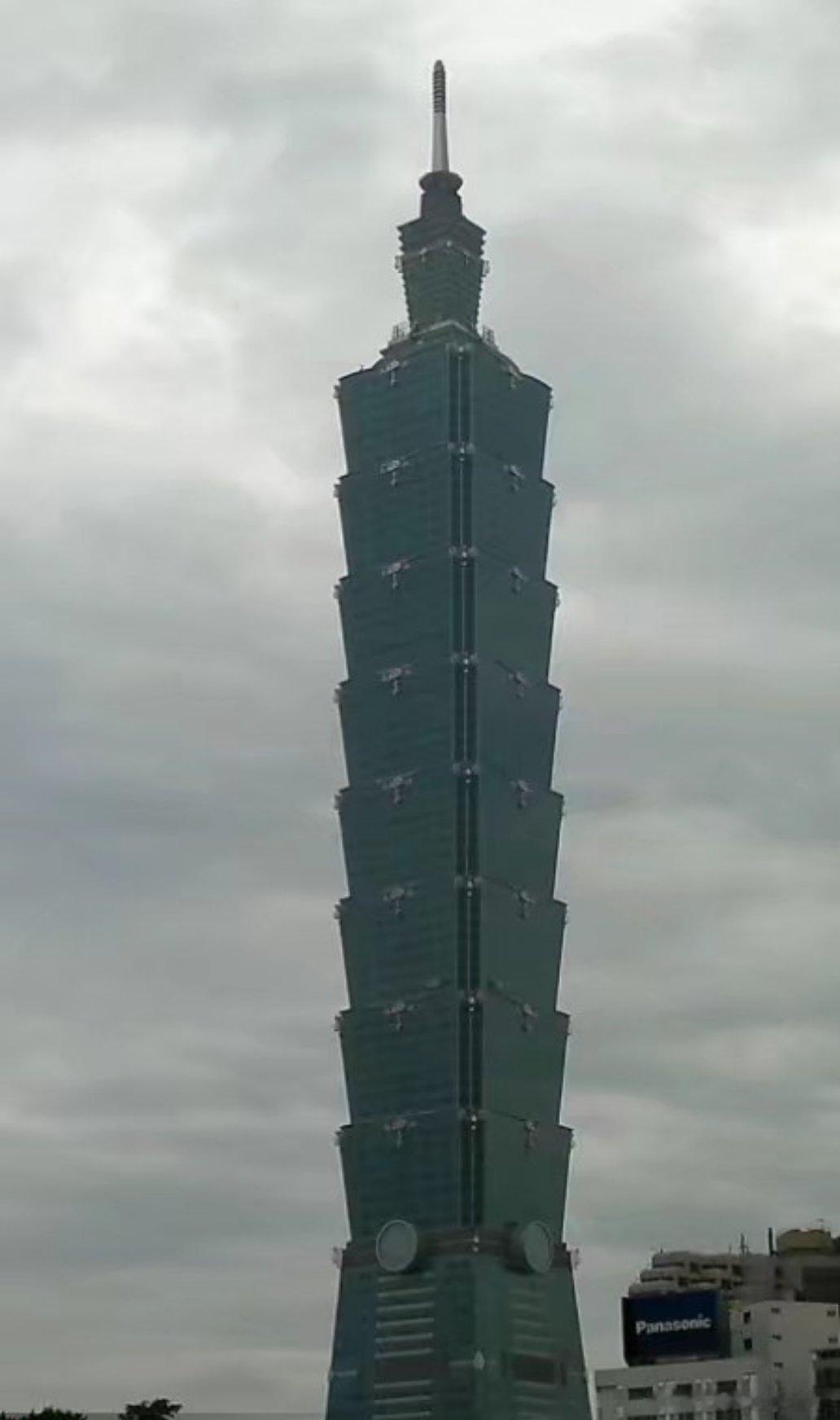 《五筒之战中的奇兵》上次介绍了对台岛的第一波攻击武器，主要是强调突然性，以突然性