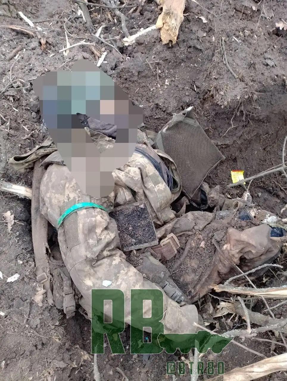 🇬🇧🇺🇦战场无情，伤亡惨重。俄罗斯“勇者”军团夺取了乌克兰武装部队的又一