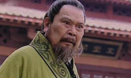 汉初，晁错建议皇帝削藩，本想这是一件对皇帝有利的大好事。谁知，最后却被皇帝坑了，