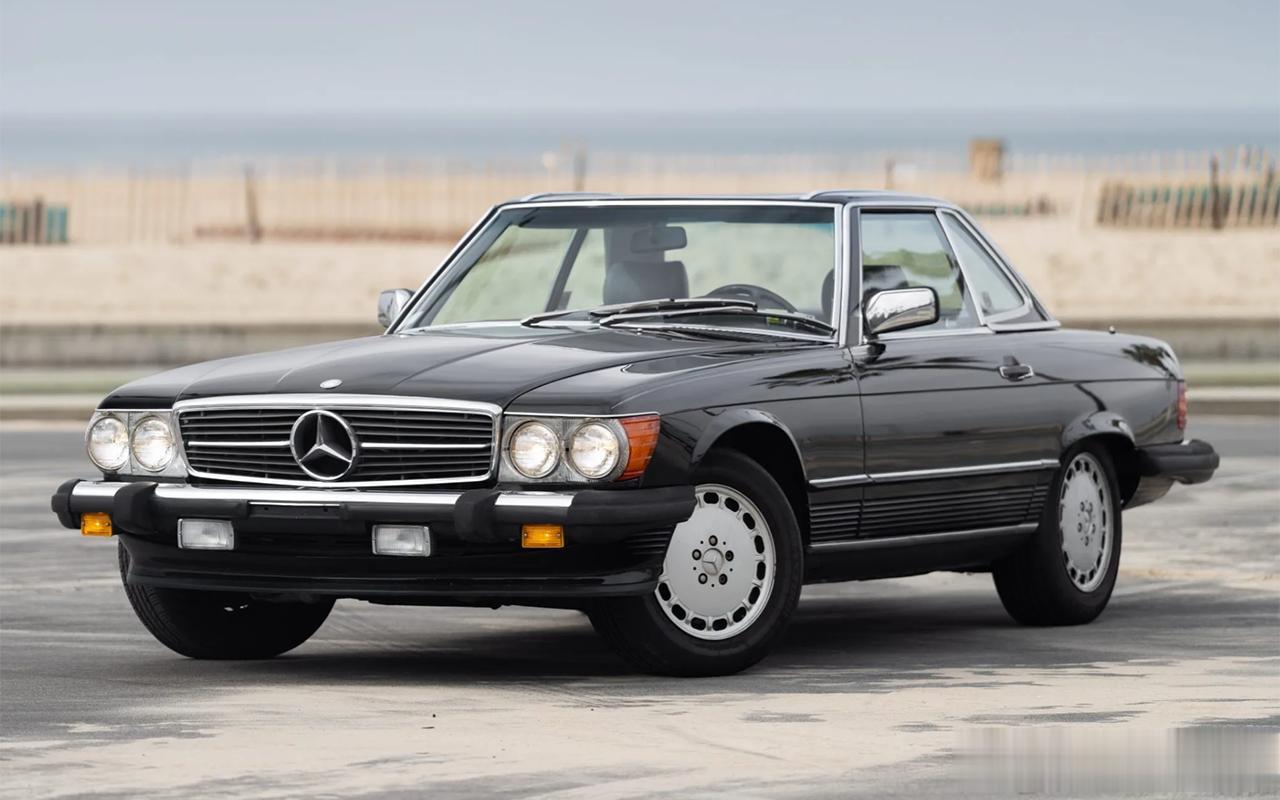 1988年梅赛德斯-奔驰560SL