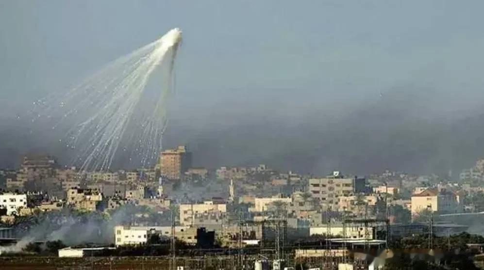 英国作大死，宣布向乌提供贫铀弹，比美国还突破底线

来源:海峡快讯

自从俄乌冲