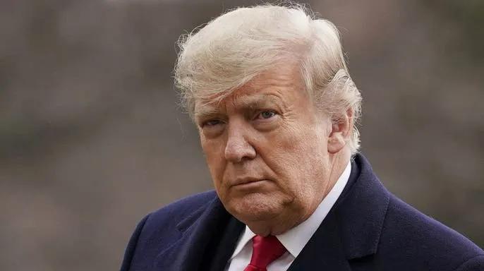 这算是实锤了，特朗普称他将于下周二被捕。特朗普称曼哈顿地方检察官调查他在 201