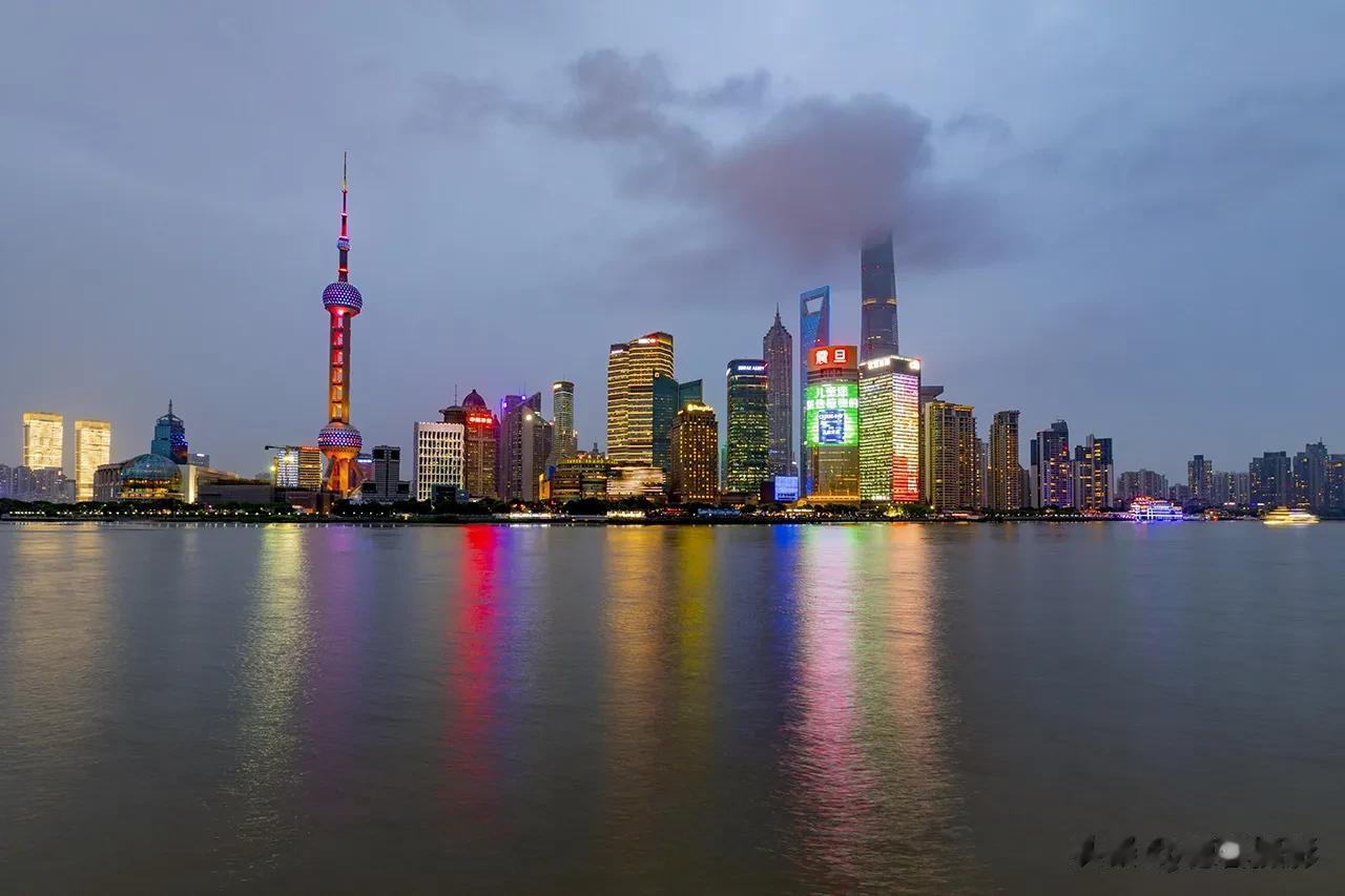 【每日一景20230316】拍于上海外滩  
