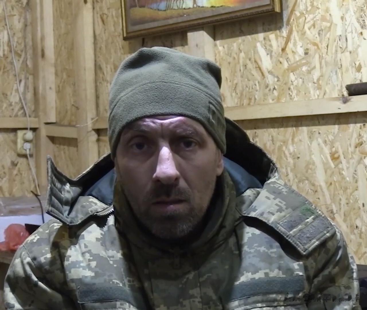 “孩子们，我没有被打。与们关系正常。  所以如果你想活下去， 请投降吧。  否则