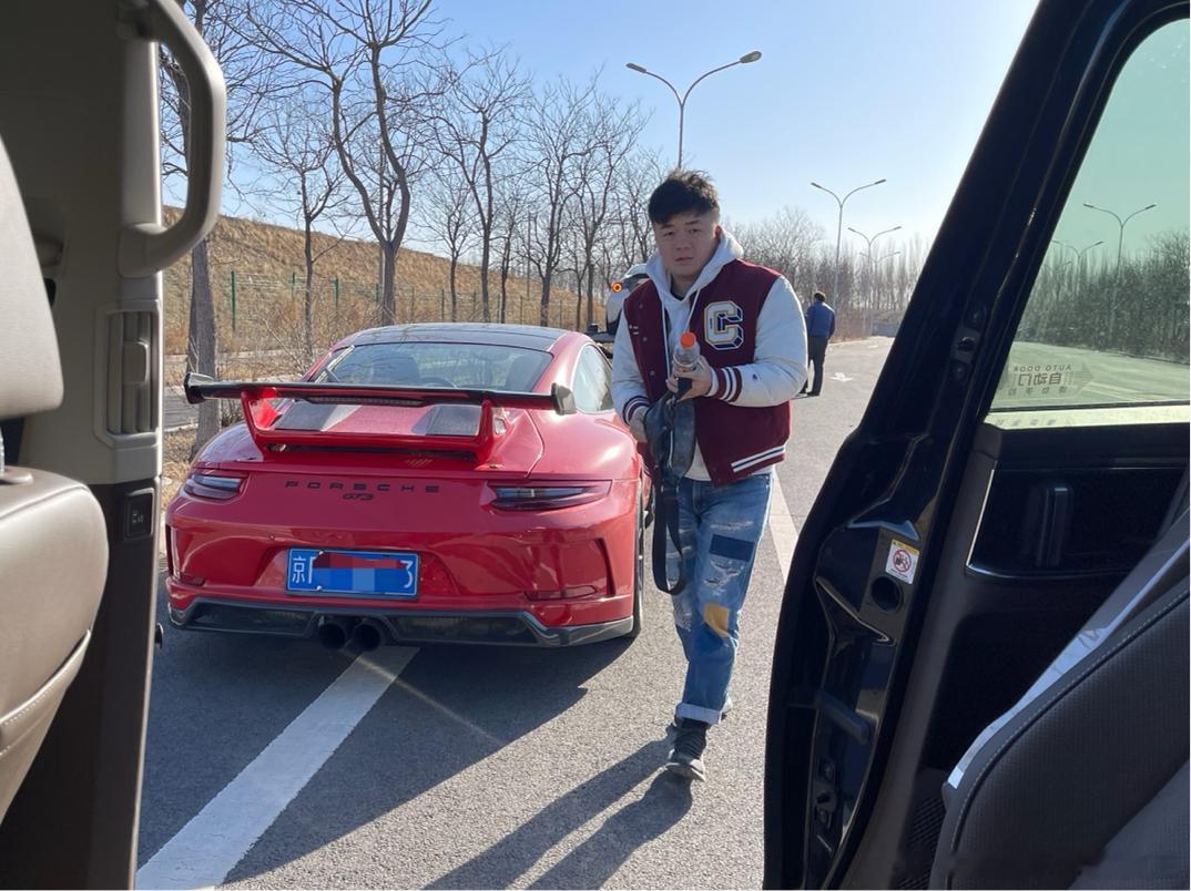 堂主开GT3以后，人都变帅了～