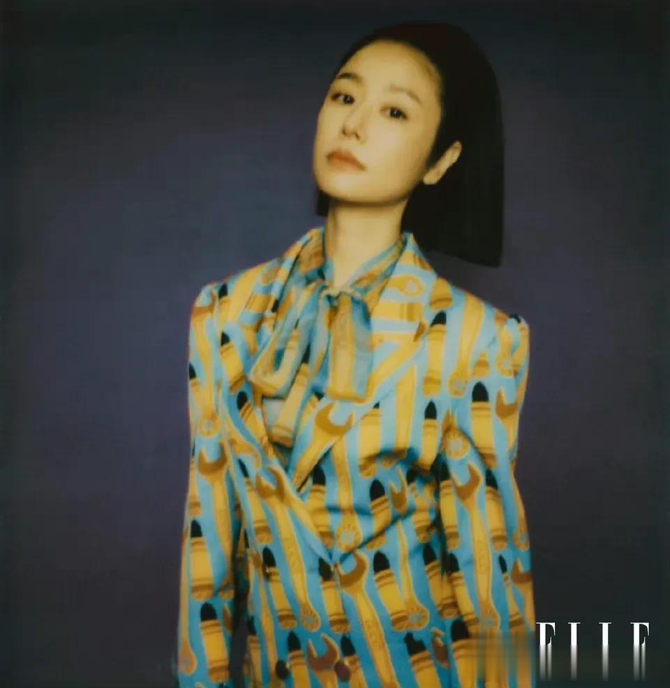 这一次林心如最新的ELLE Taiwan 3月刊太失败了，先说发型，真的特别没有