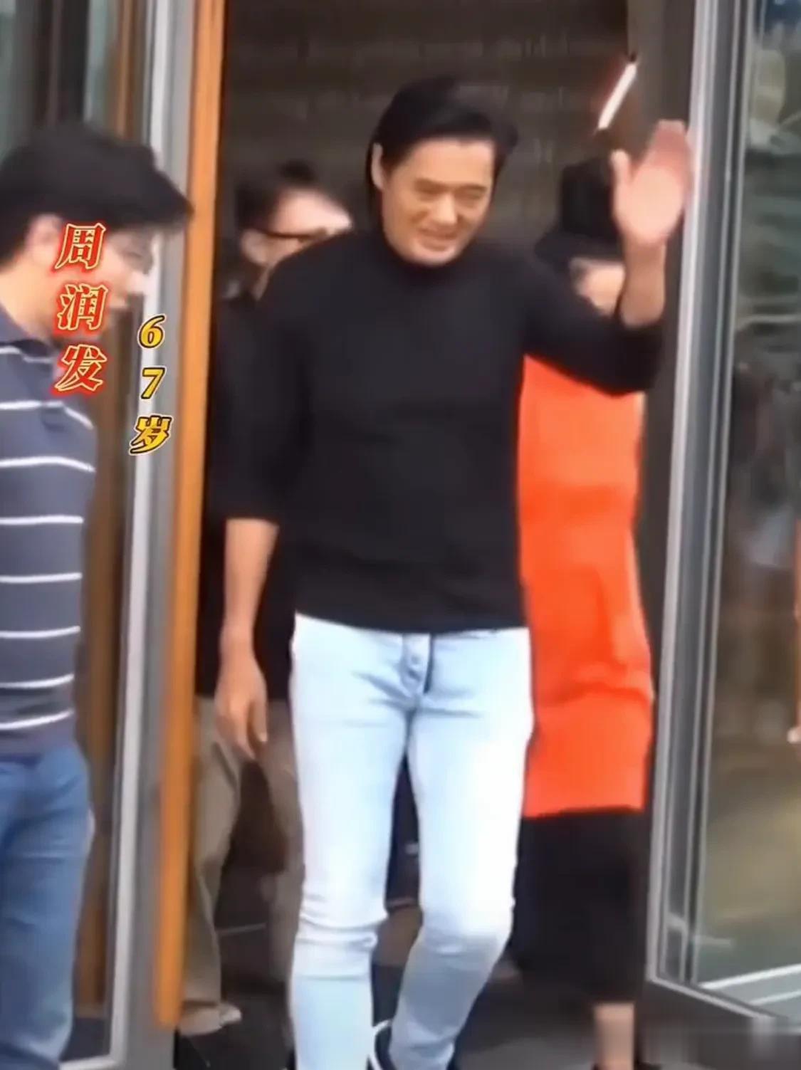 永远经典的男明星，虽然岁月沧桑，但依旧不凡，偶像们都老了，致敬我们终将逝去的青春