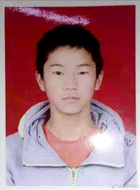 孩子你在哪里？魏成钢，男孩，于