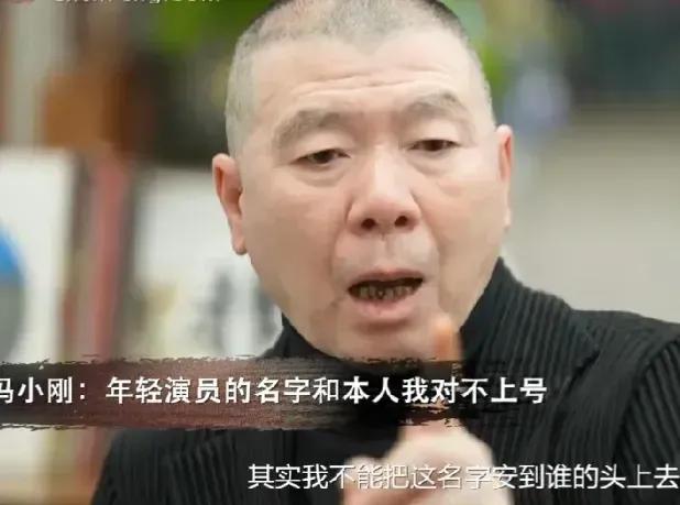 冯小刚被骂上热搜

4月11日，久未露面的大导演冯小刚突然被骂上了热搜，不过，这