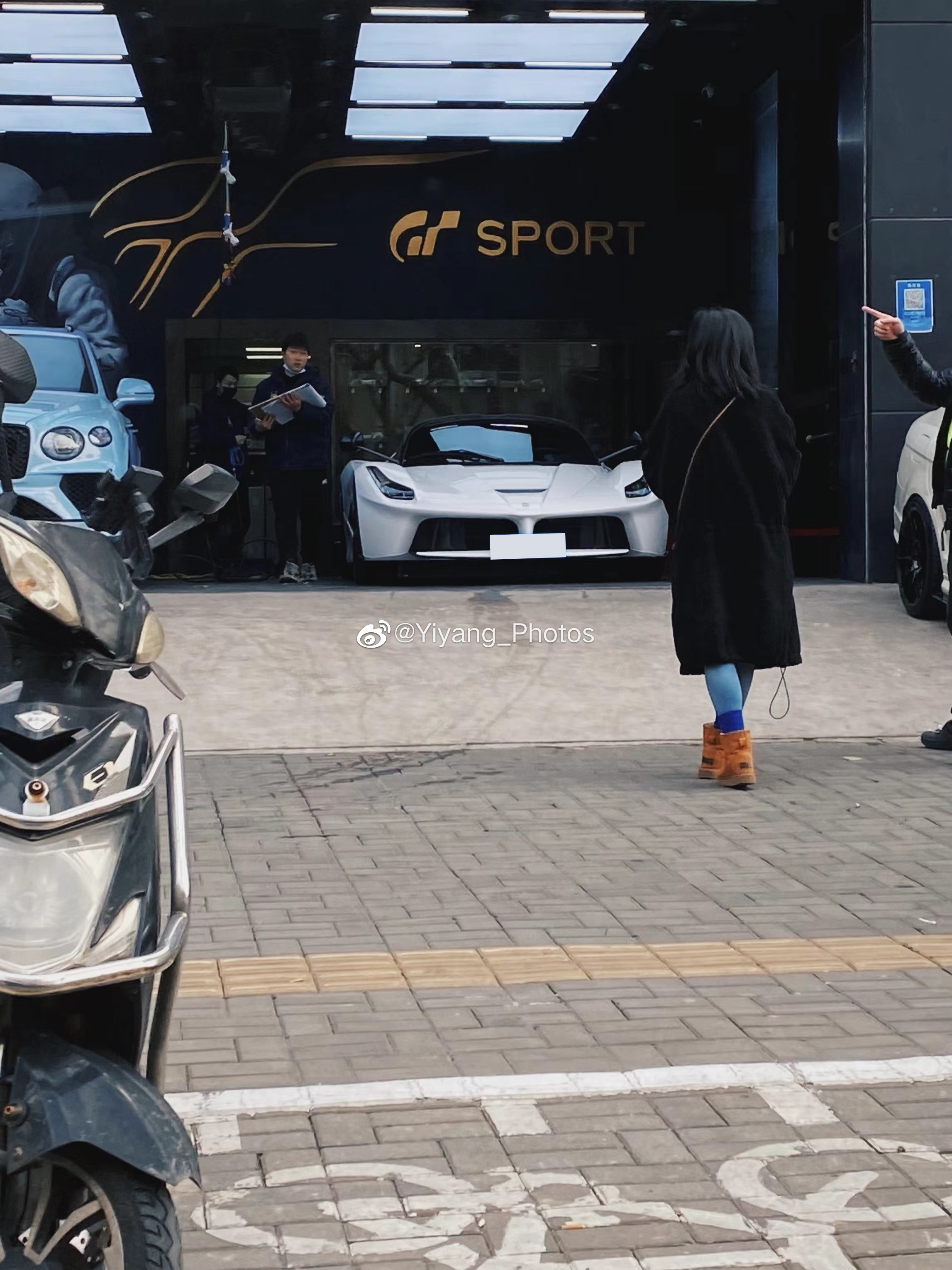 昨日2022最后一个工作日街头