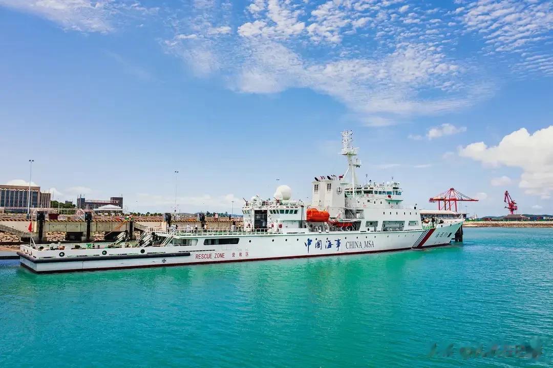 从现在开始，台湾海峡中航行的任何船只，中国海警都可以拦截和检查，一旦查获运送武器