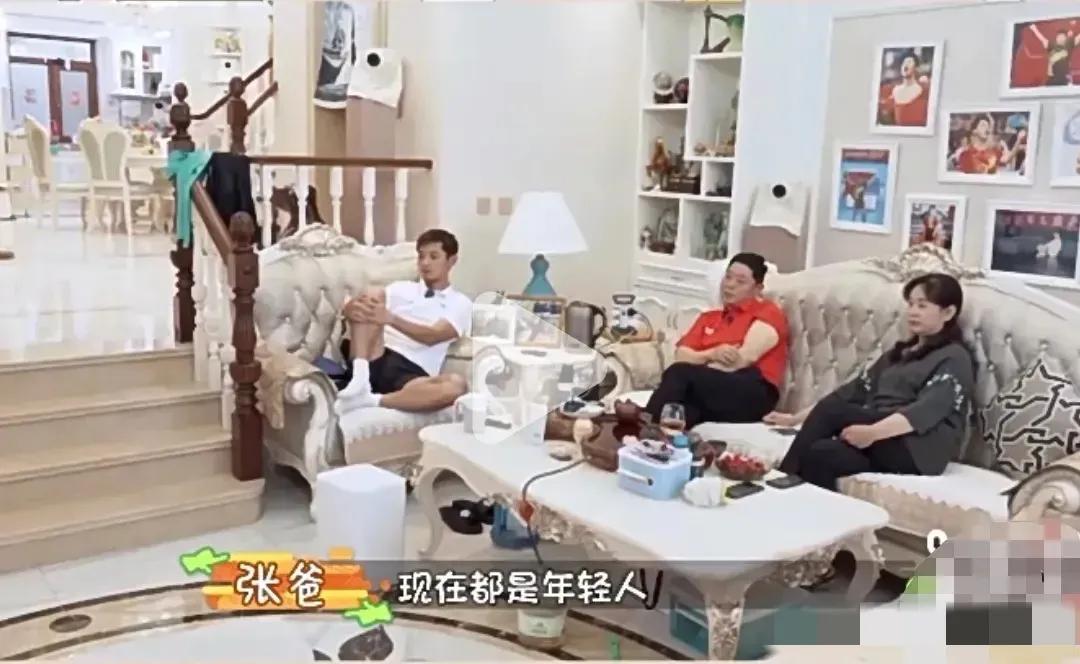 张继科父母对未来儿媳的标准是这样的，景甜根本不符合要求！

张继科爸爸曾参加一档
