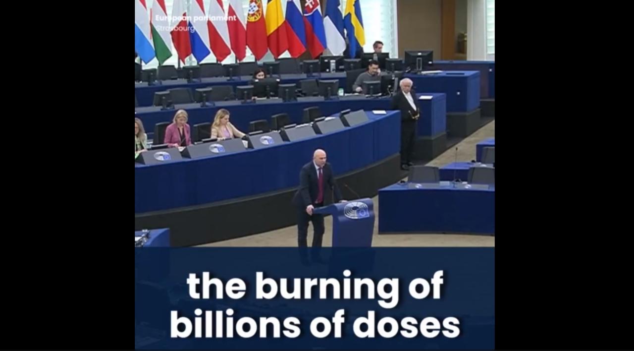 大🔥送瘟神！烧疫苗！更烧钱！克罗地亚议会议员说："数十亿剂量的新冠疫苗在世界各