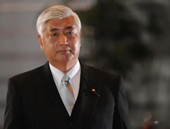 日本首相助理中谷元2日出席在瑞士召开的联合国人权理事会会议时称，日本对中国人权状