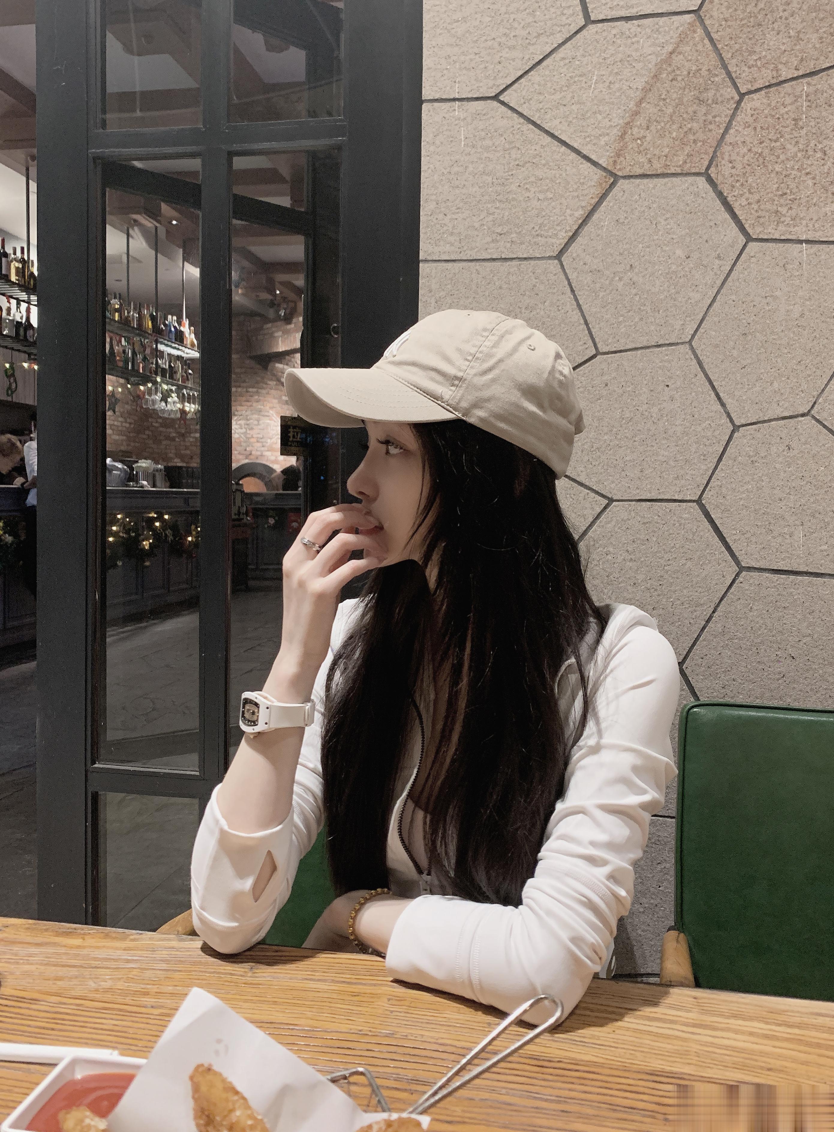 下课啦 🖤  ​​​<p c