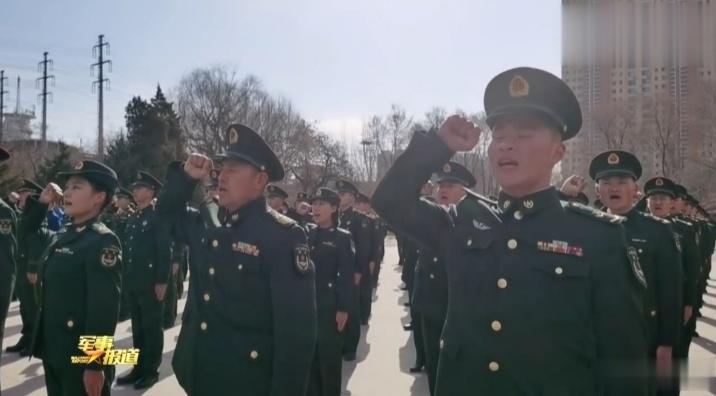 基层官兵尤其士兵开始佩戴勋略了 ​​​