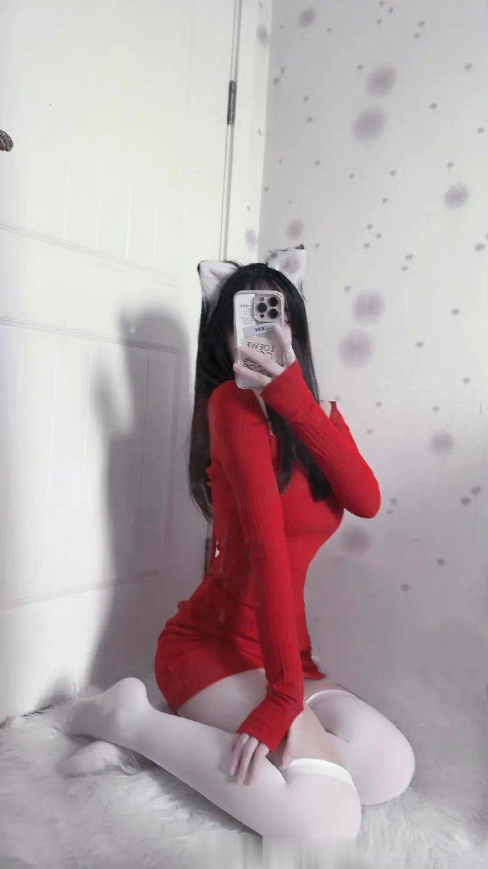 红红火火  #清纯御姐# ​​