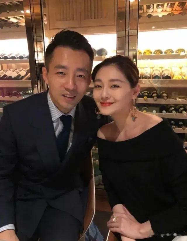 大S钟欣桐这下子输惨了！
最近