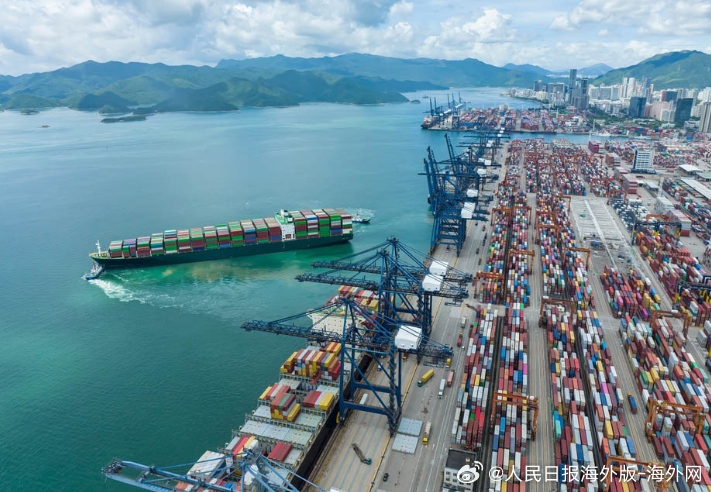 【外媒说丨国际货币基金组织上调中国经济增长预期】国际货币基金组织近日发布《世界经