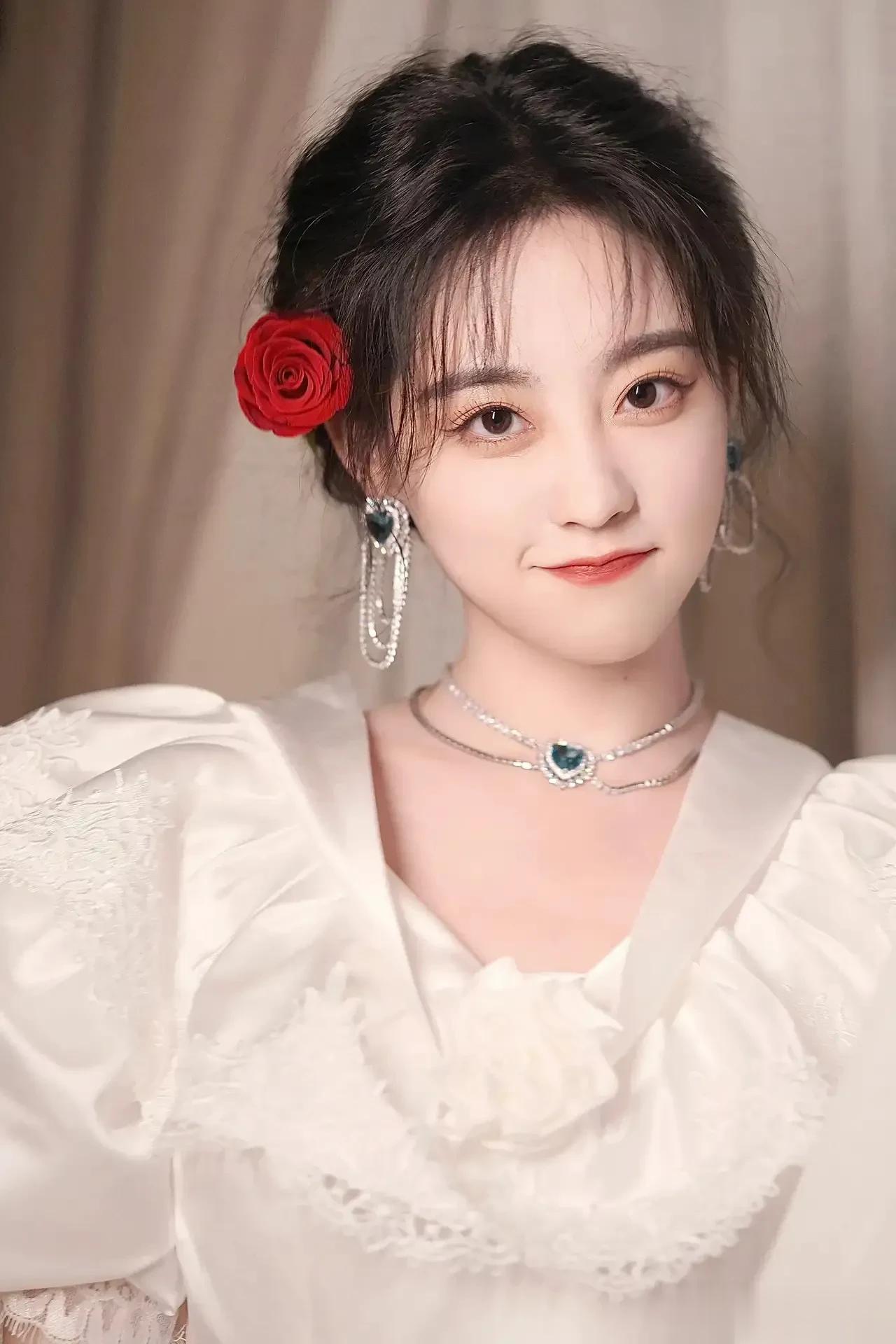 美女图集～第719期 | 祝绪