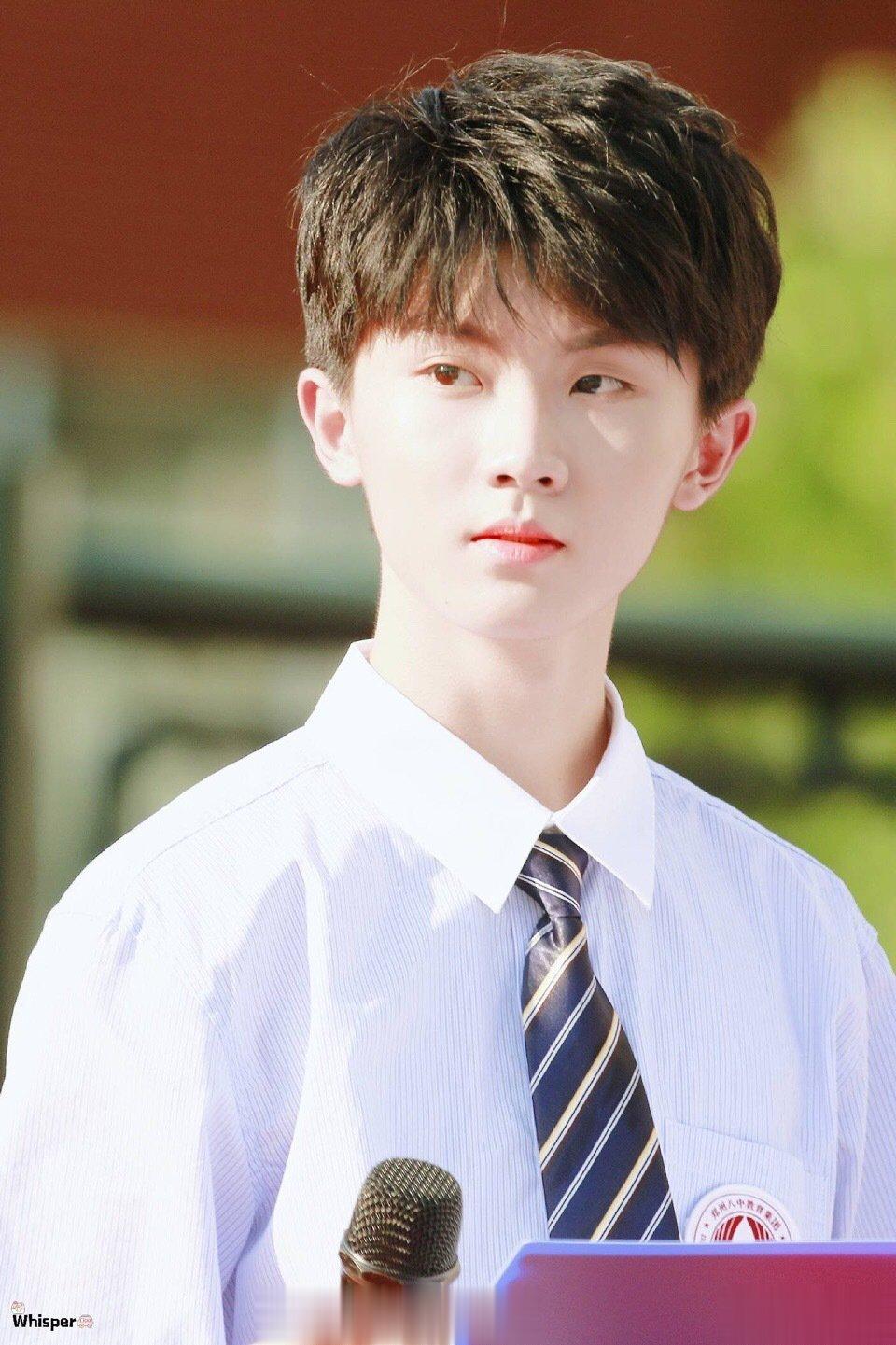 #马嘉祺[超话]#mjq#内娱那些一眼万年的舞台# mjq#张颂文马嘉祺唱的听海
