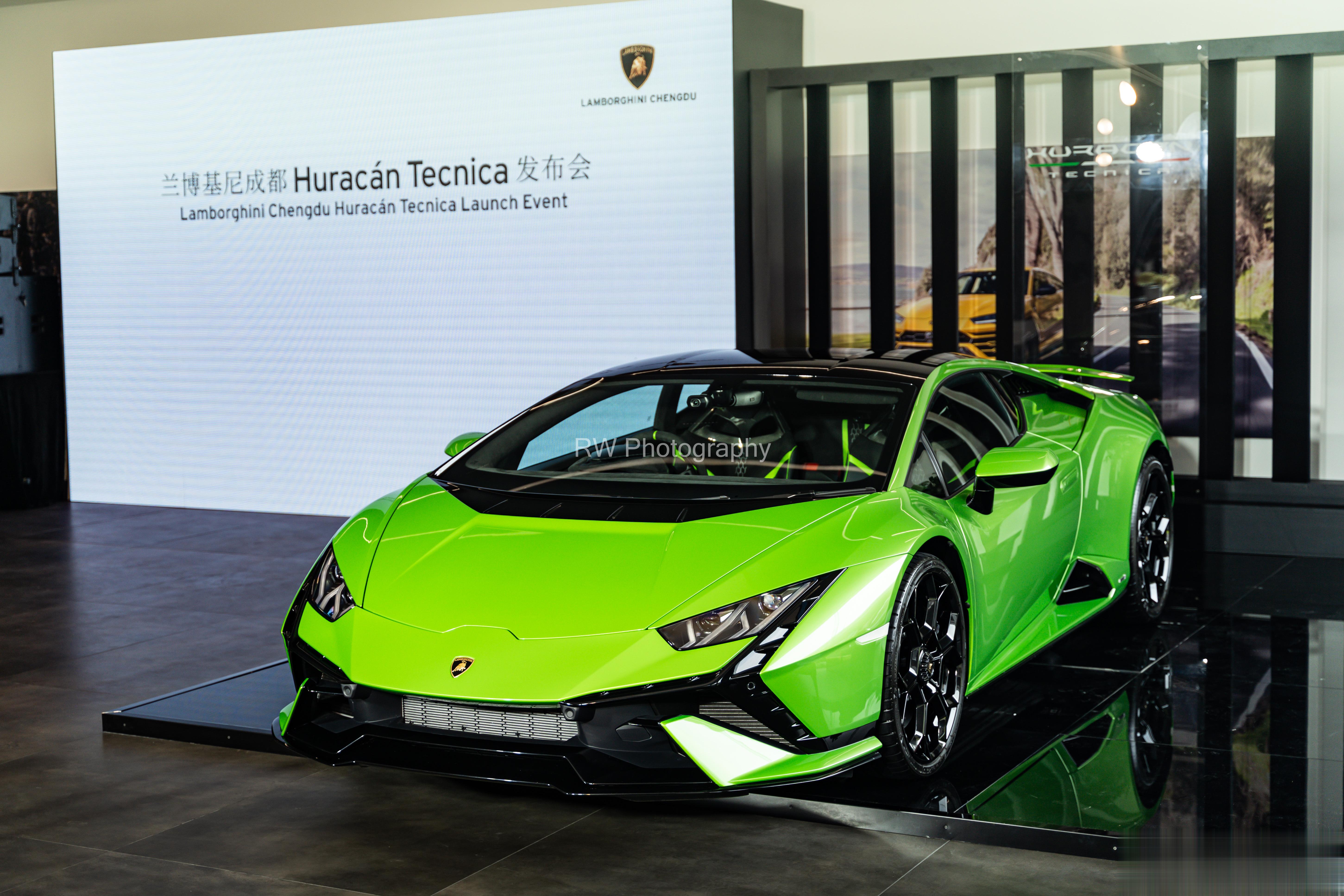 Lamborghini Huracan Tecnica感谢的邀请[爱你]📷：A