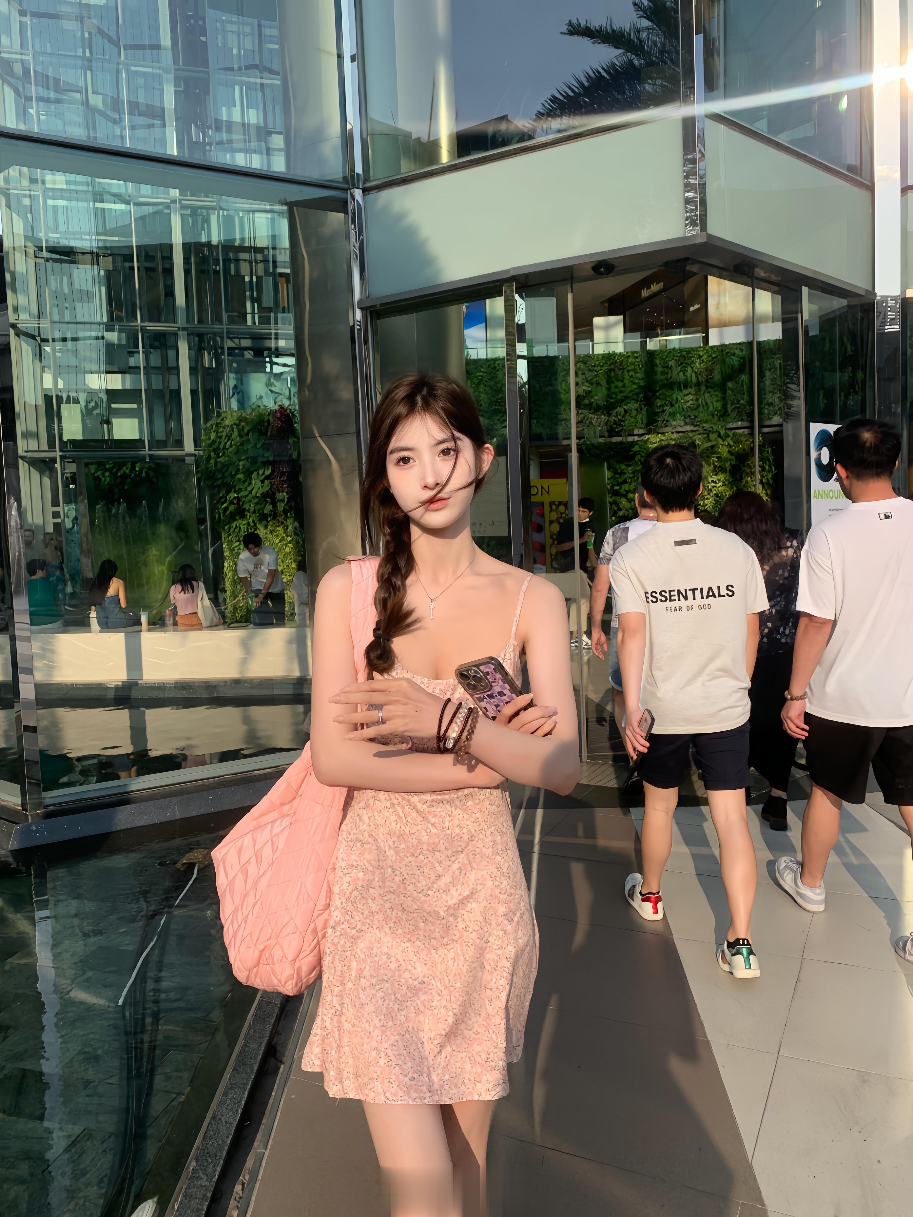 老婆们 给选个主图[送花花] ​​​