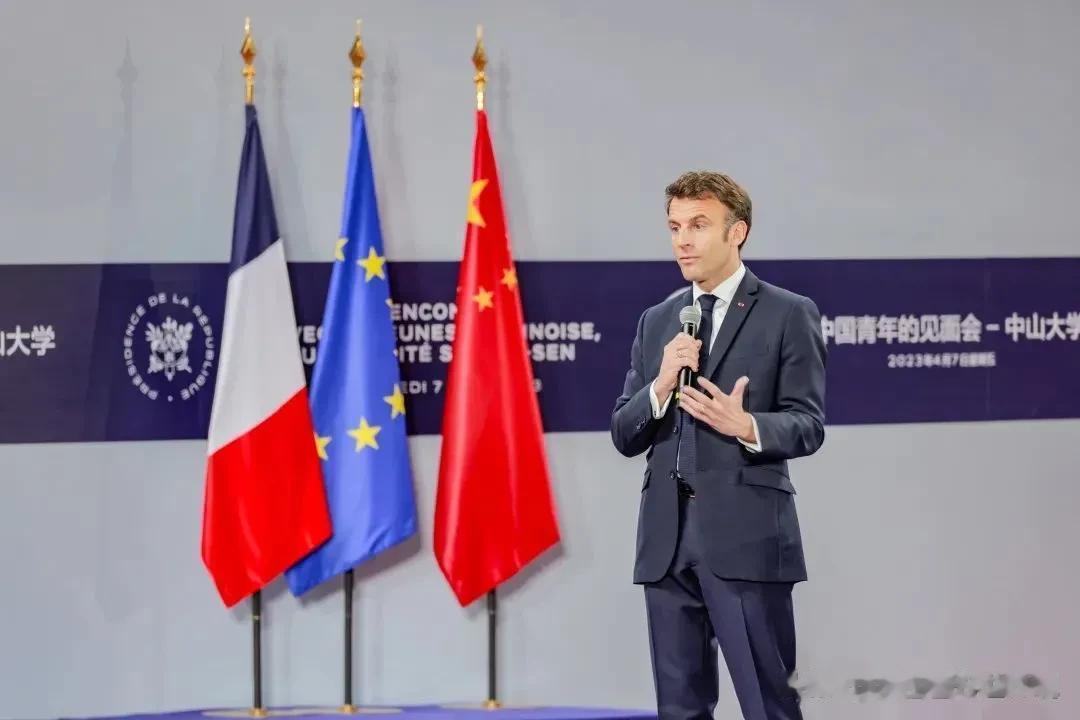 似乎访华给了法国总统马克龙更大的信心，刚刚结束访问中国 回到巴黎的法国总统马克龙