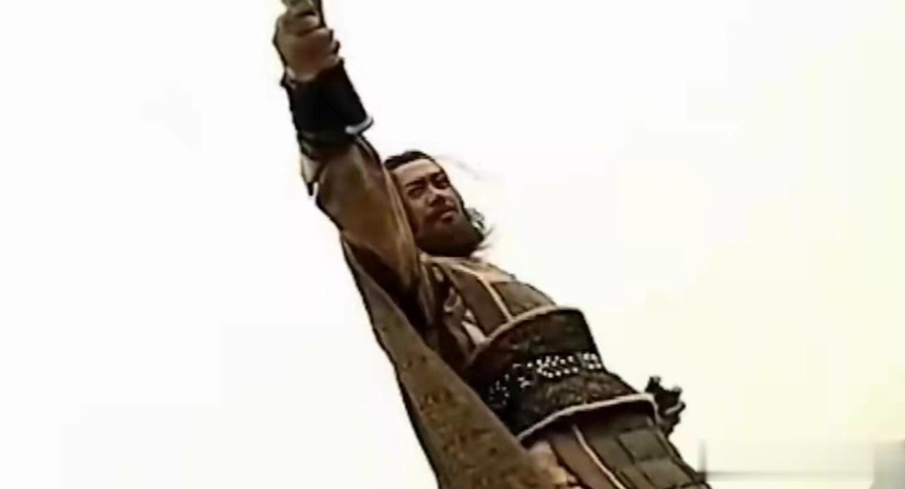 
吕布这个人，人品极差，反复无常，有奶就是娘，一般人还真是难以驾驭。
因为他这个