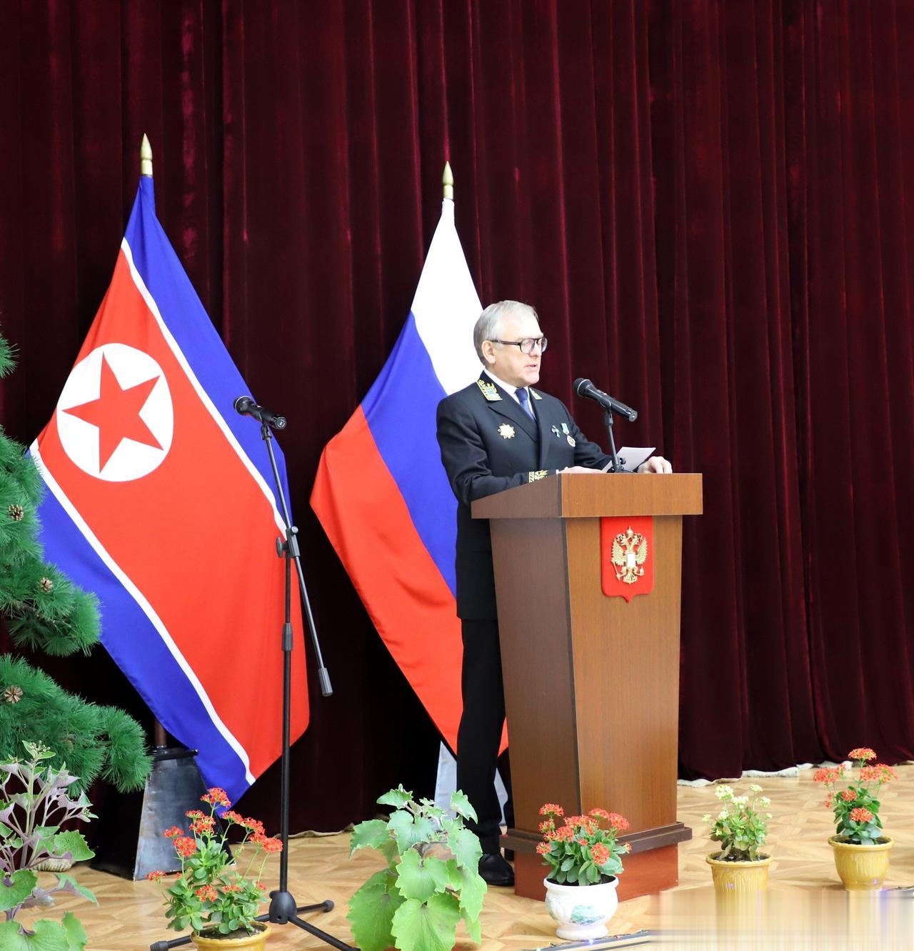 2月10日是俄罗斯外交工作者日，当天，俄罗斯驻朝鲜大使马采戈拉在朝鲜大同江外交团